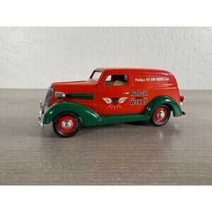 Liberty‎ Classics 1937 Chevrolet Phillips 66 Air Radio W5XAS Diecast Bank w/ Key